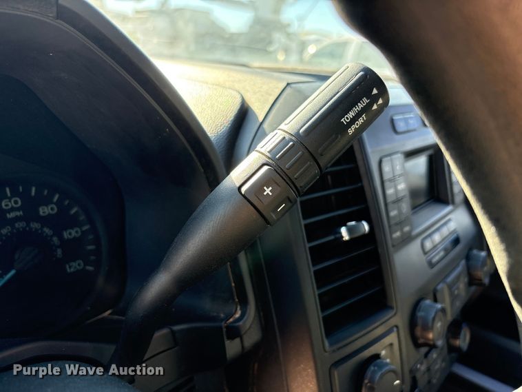 image for item EU4751 2015 Ford F150 Ext. Cab pickup truck