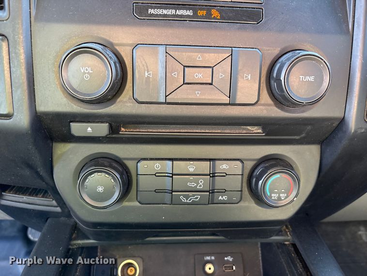 image for item EU4751 2015 Ford F150 Ext. Cab pickup truck