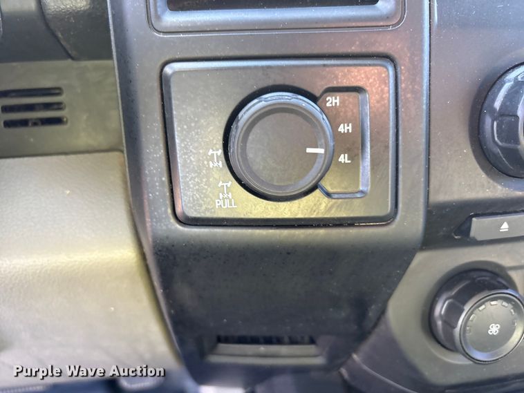 image for item EU4751 2015 Ford F150 Ext. Cab pickup truck