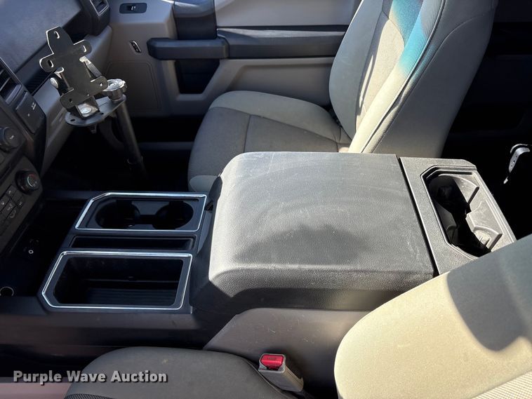 image for item EU4751 2015 Ford F150 Ext. Cab pickup truck