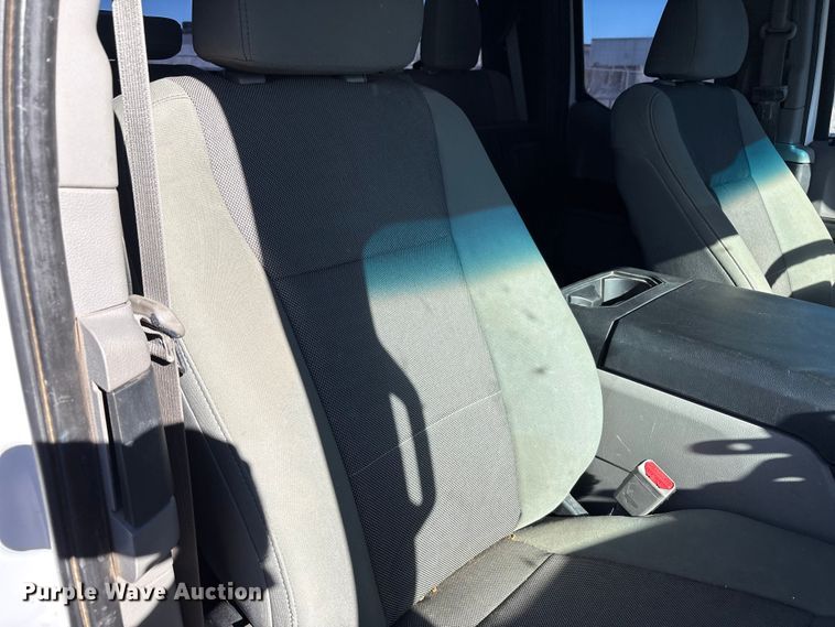 image for item EU4751 2015 Ford F150 Ext. Cab pickup truck