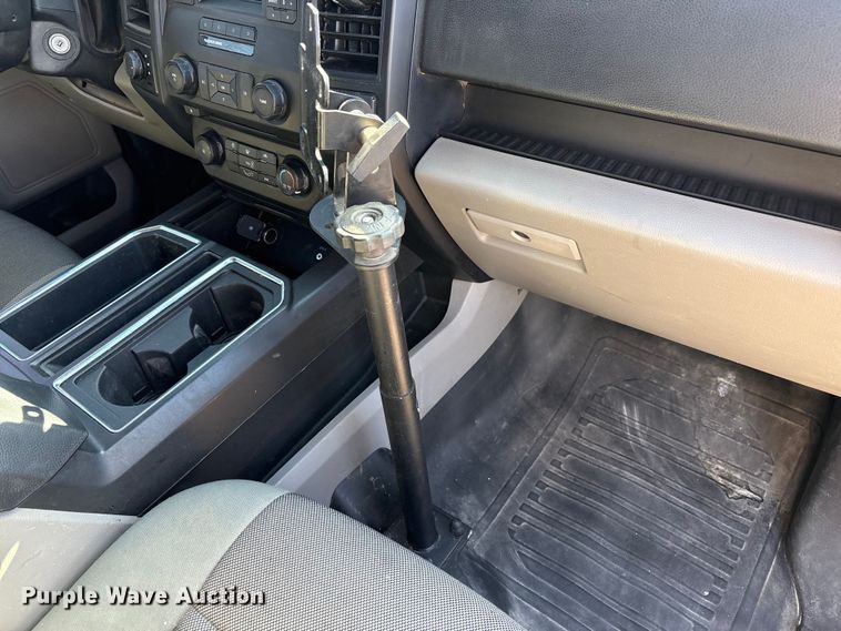 image for item EU4751 2015 Ford F150 Ext. Cab pickup truck