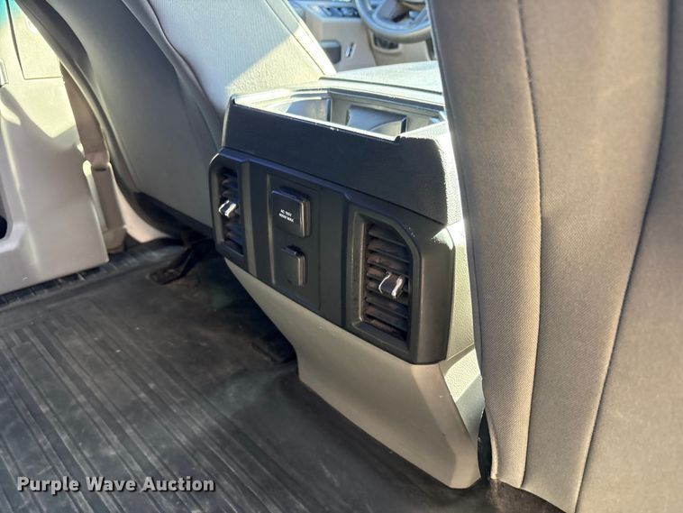 image for item EU4751 2015 Ford F150 Ext. Cab pickup truck