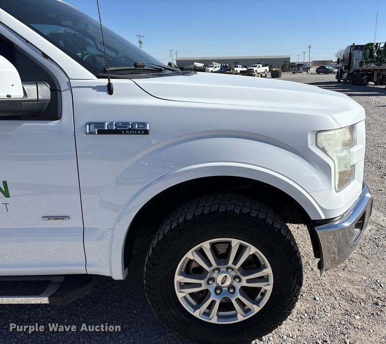 image for item EU4752 2015 Ford F150 Crew Cab pickup truck