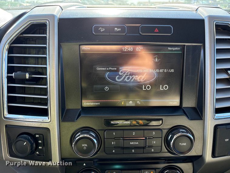 image for item EU4752 2015 Ford F150 Crew Cab pickup truck