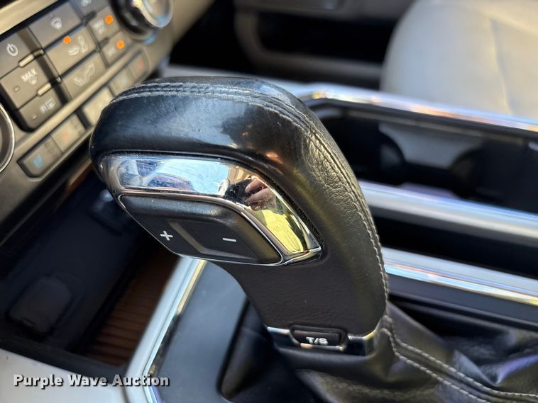 image for item EU4752 2015 Ford F150 Crew Cab pickup truck