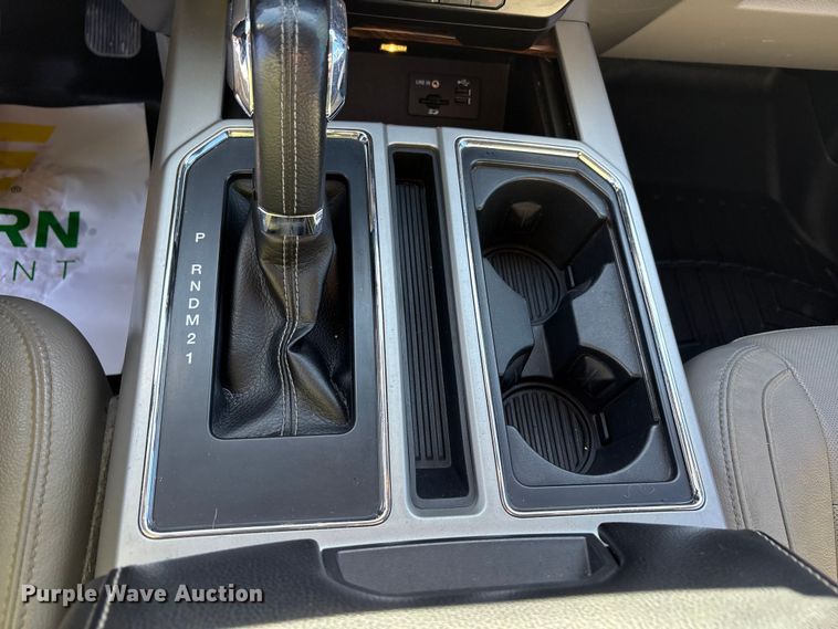 image for item EU4752 2015 Ford F150 Crew Cab pickup truck