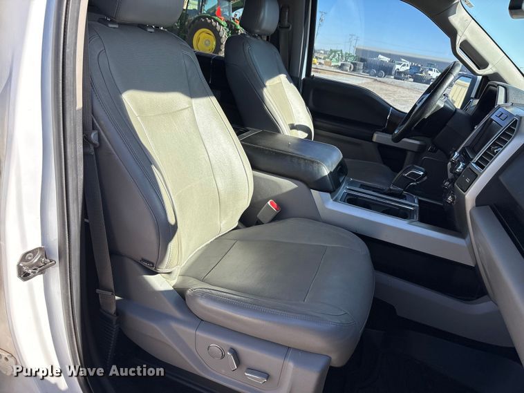 image for item EU4752 2015 Ford F150 Crew Cab pickup truck