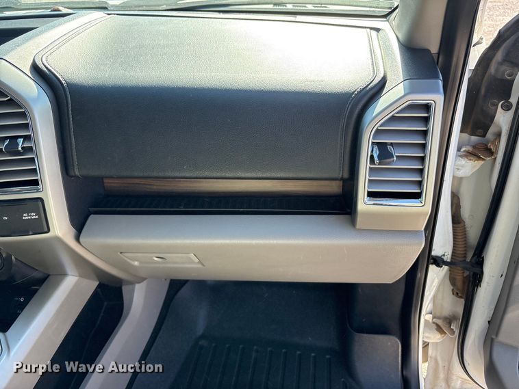 image for item EU4752 2015 Ford F150 Crew Cab pickup truck