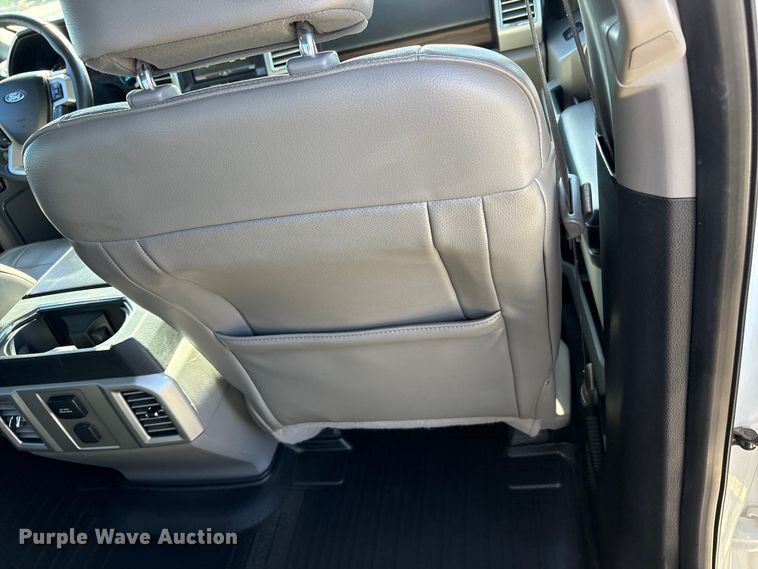 image for item EU4752 2015 Ford F150 Crew Cab pickup truck