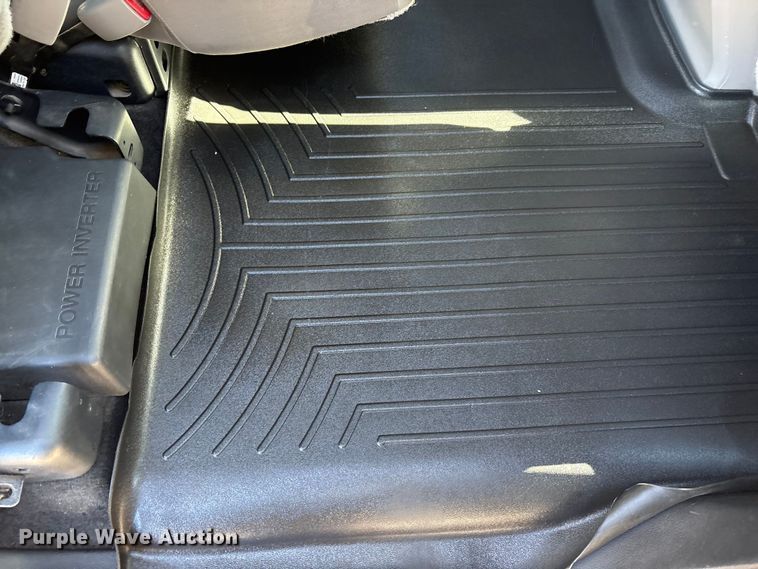 image for item EU4752 2015 Ford F150 Crew Cab pickup truck