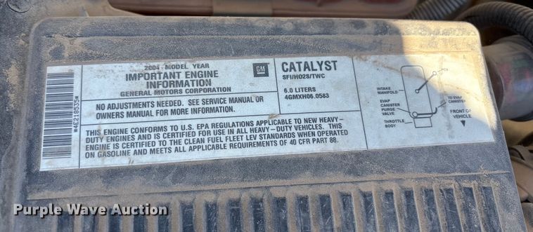 image for item EU4753 2004 Chevrolet Silverado 2500HD flatbed pickup truck