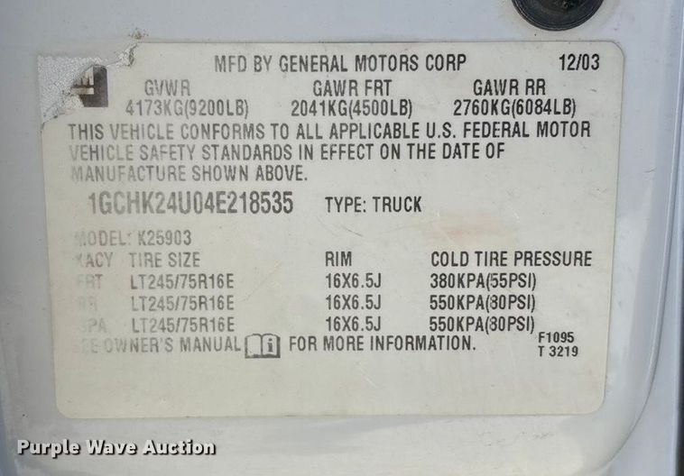 image for item EU4753 2004 Chevrolet Silverado 2500HD flatbed pickup truck