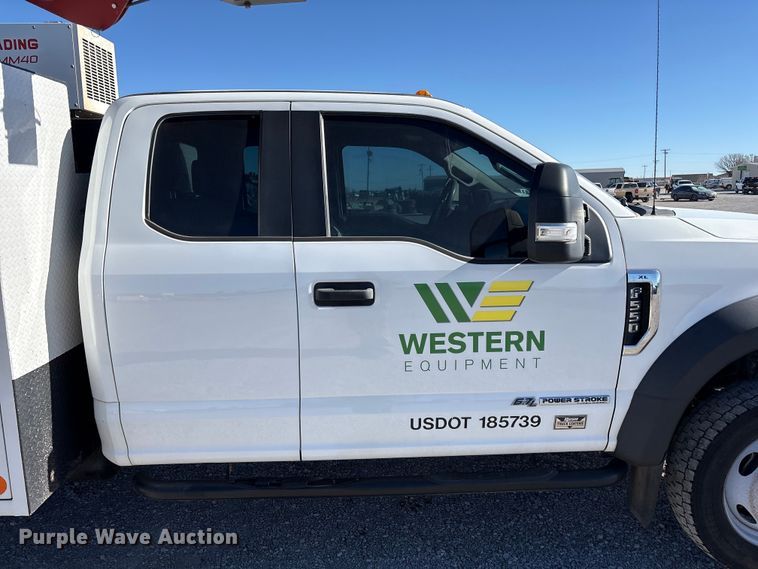 image for item EU4754 2019 Ford F550 utility / service truck