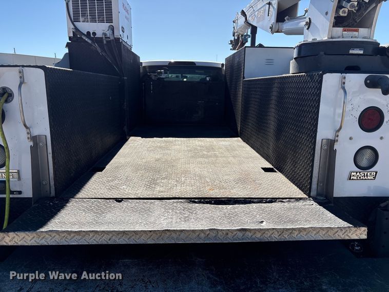 image for item EU4754 2019 Ford F550 utility / service truck