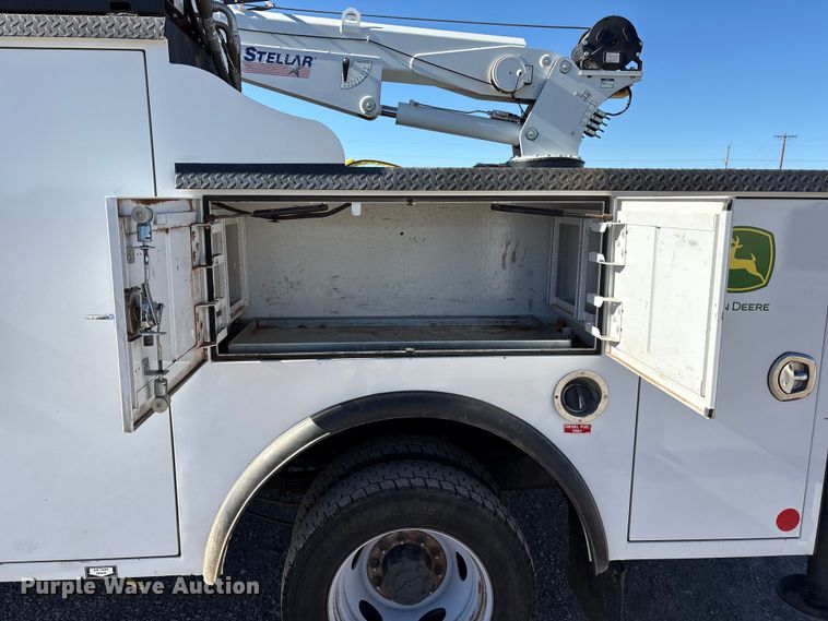 image for item EU4754 2019 Ford F550 utility / service truck