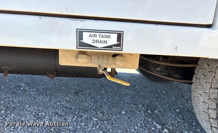 image for item EU4754 2019 Ford F550 utility / service truck