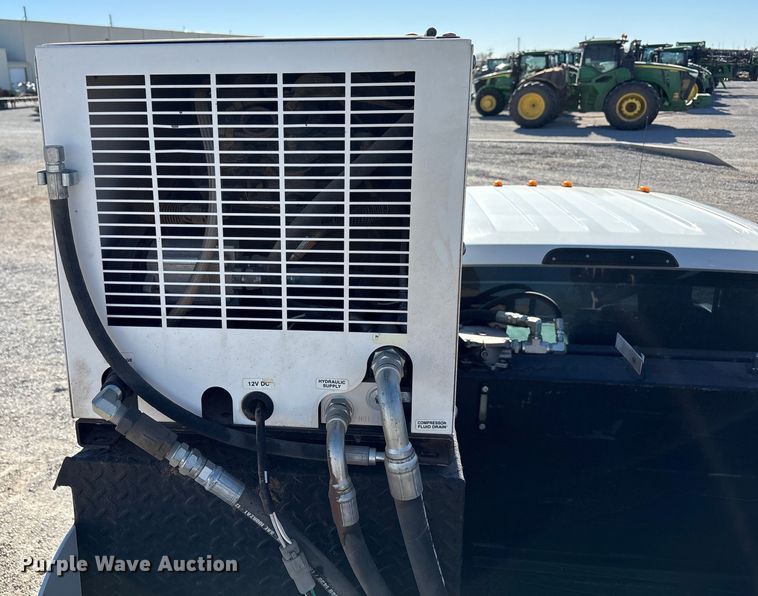 image for item EU4754 2019 Ford F550 utility / service truck