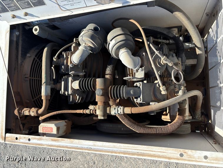 image for item EU4754 2019 Ford F550 utility / service truck