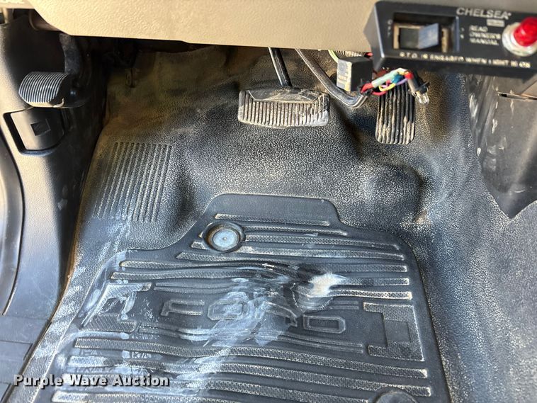 image for item EU4754 2019 Ford F550 utility / service truck