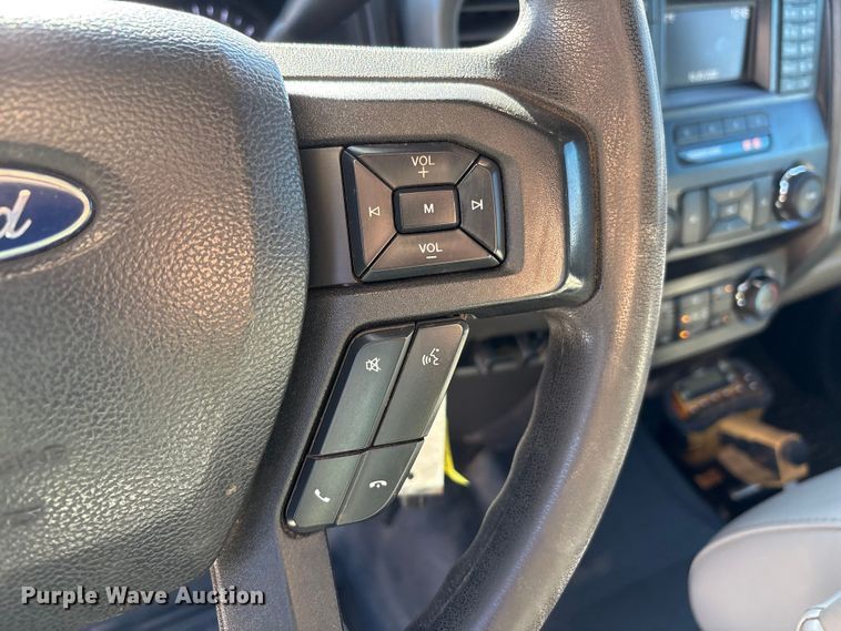 image for item EU4754 2019 Ford F550 utility / service truck