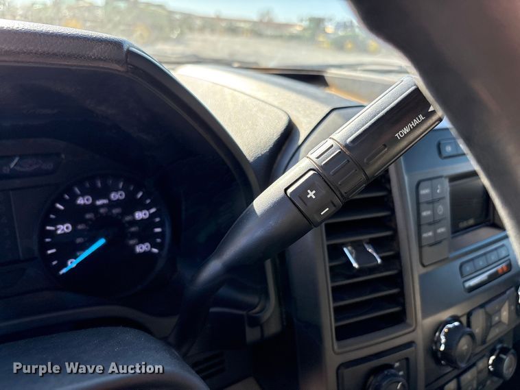 image for item EU4754 2019 Ford F550 utility / service truck