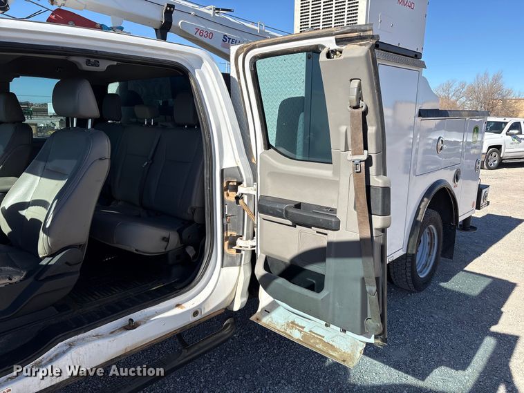 image for item EU4754 2019 Ford F550 utility / service truck