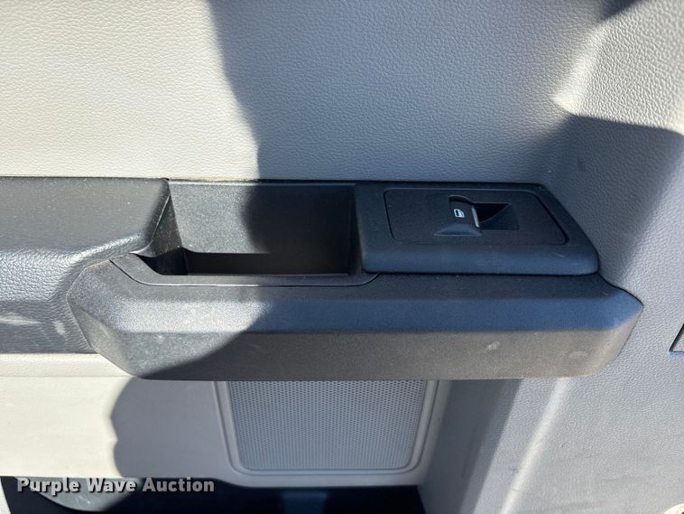 image for item EU4754 2019 Ford F550 utility / service truck