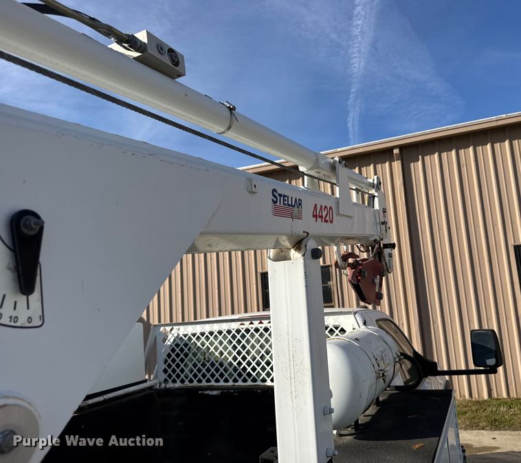 image for item EU6493 2005 GMC Sierra 3500HD utility bed pickup truck