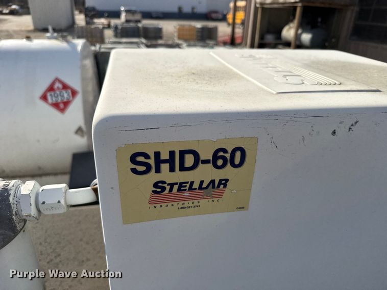 image for item EU6493 2005 GMC Sierra 3500HD utility bed pickup truck