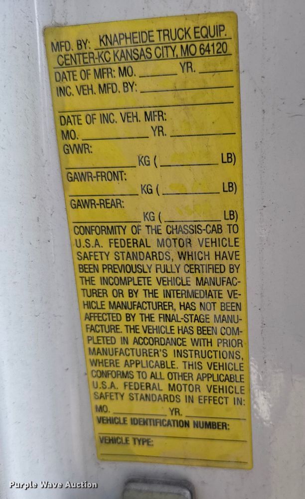 image for item EU6493 2005 GMC Sierra 3500HD utility bed pickup truck