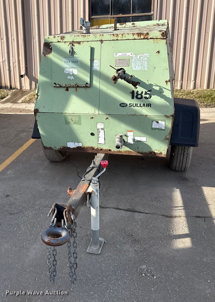image for item EU6494 Sullair 185DPQJD air compressor