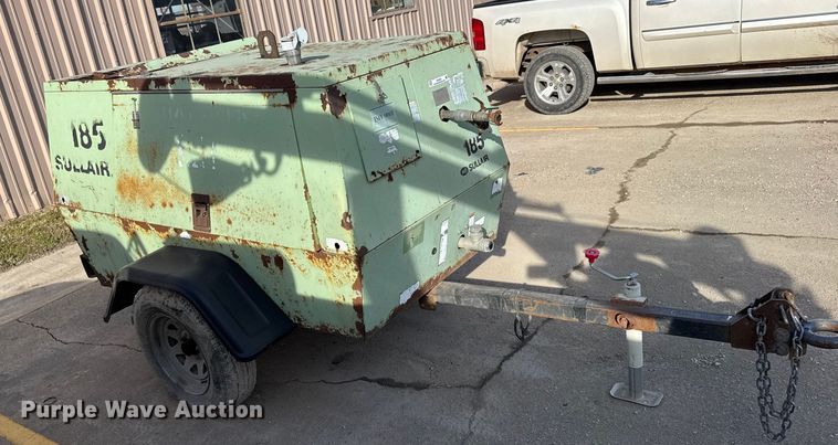 image for item EU6494 Sullair 185DPQJD air compressor