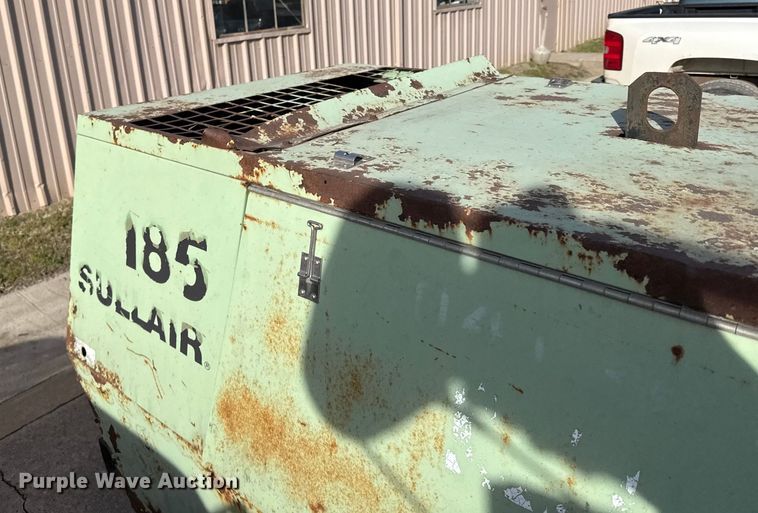 image for item EU6494 Sullair 185DPQJD air compressor