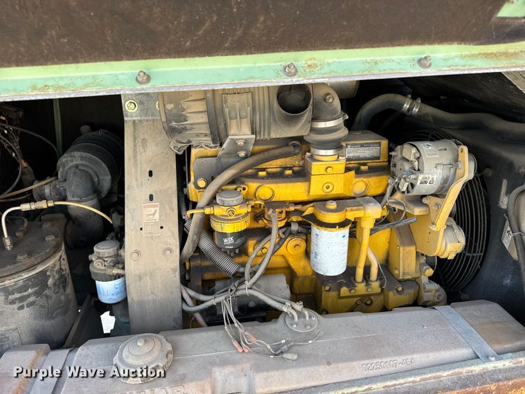 image for item EU6494 Sullair 185DPQJD air compressor