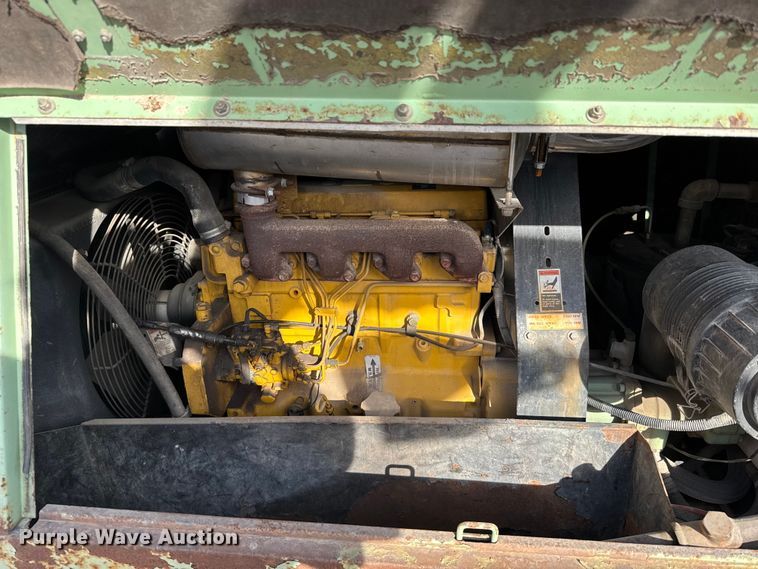 image for item EU6494 Sullair 185DPQJD air compressor