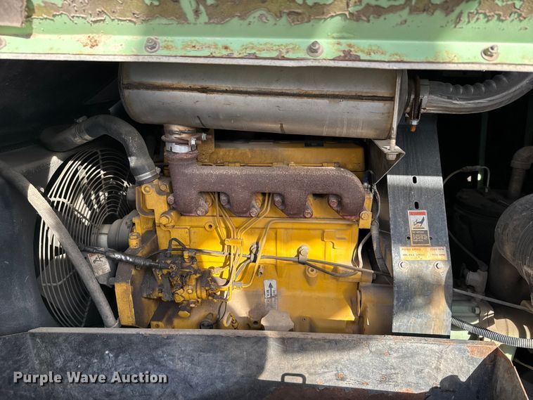 image for item EU6494 Sullair 185DPQJD air compressor