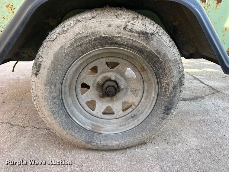 image for item EU6494 Sullair 185DPQJD air compressor