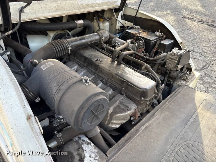 image for item EU8571 2017 UniCarriers PF90YLP forklift