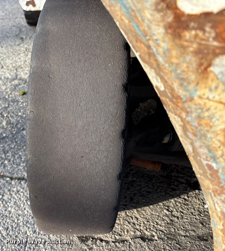 image for item EU8571 2017 UniCarriers PF90YLP forklift