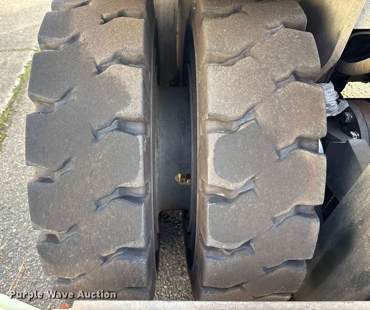 image for item EU8571 2017 UniCarriers PF90YLP forklift