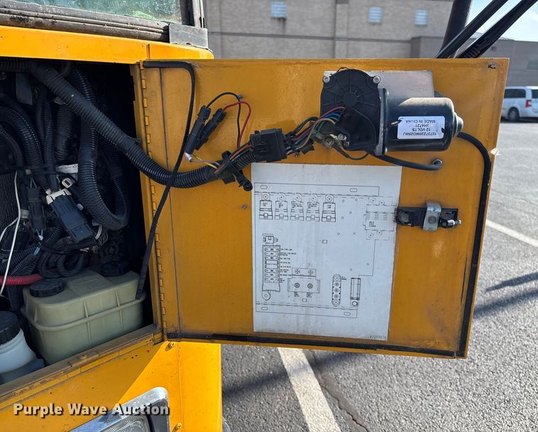 image for item EV3387 2009 Thomas Built Mvp-ef school bus