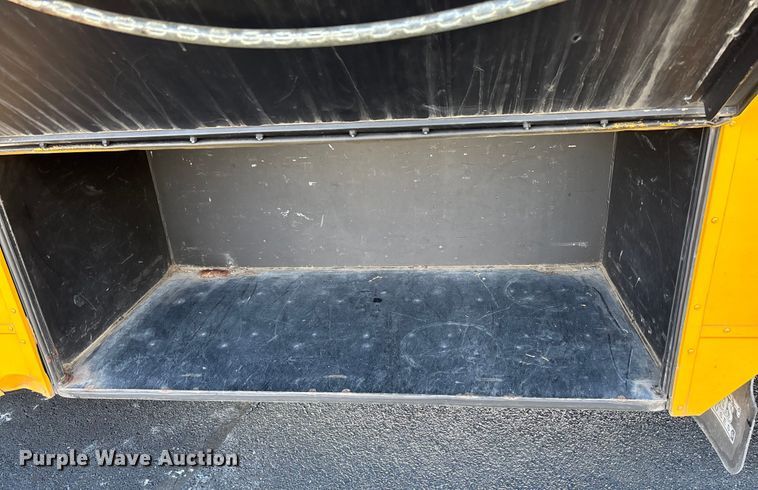 image for item EV3387 2009 Thomas Built Mvp-ef school bus