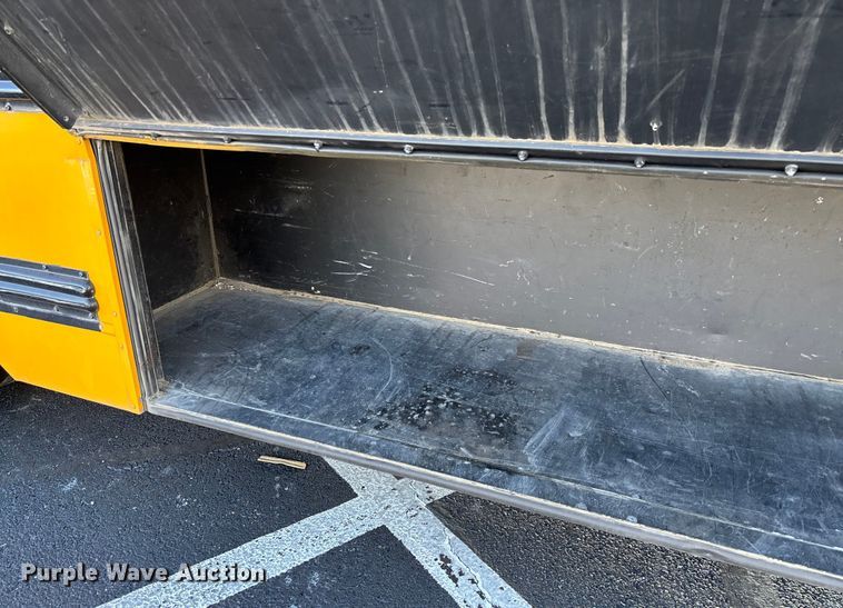 image for item EV3387 2009 Thomas Built Mvp-ef school bus