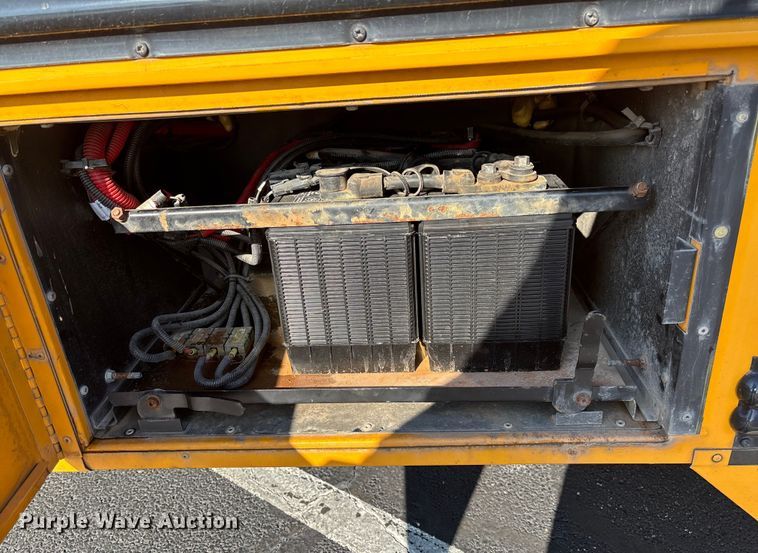 image for item EV3387 2009 Thomas Built Mvp-ef school bus