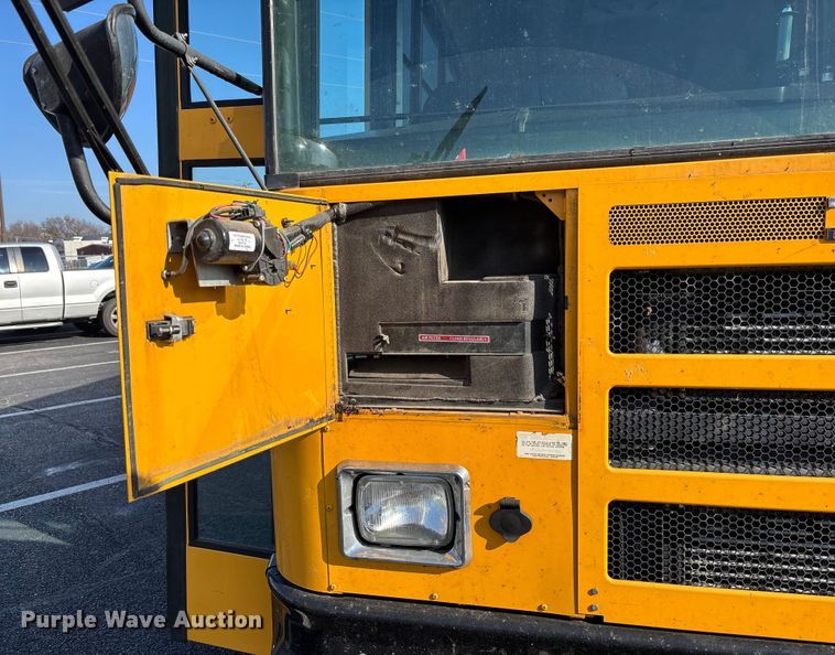 image for item EV3387 2009 Thomas Built Mvp-ef school bus