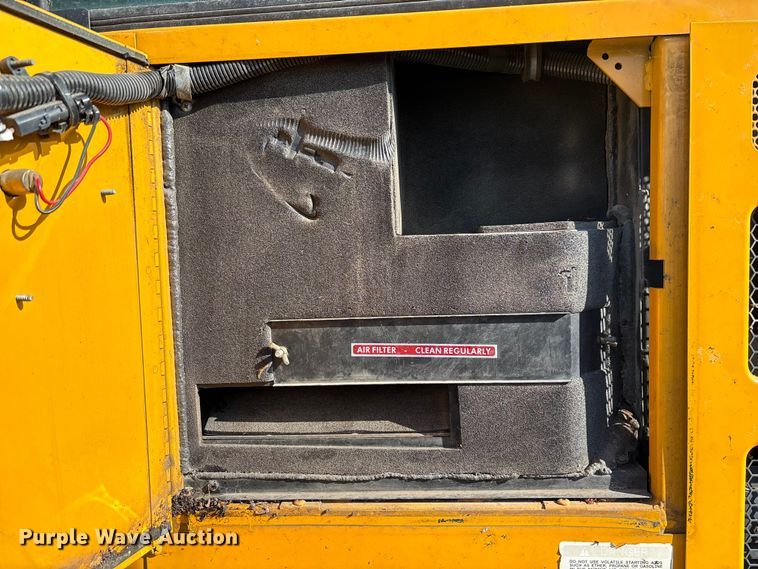 image for item EV3387 2009 Thomas Built Mvp-ef school bus