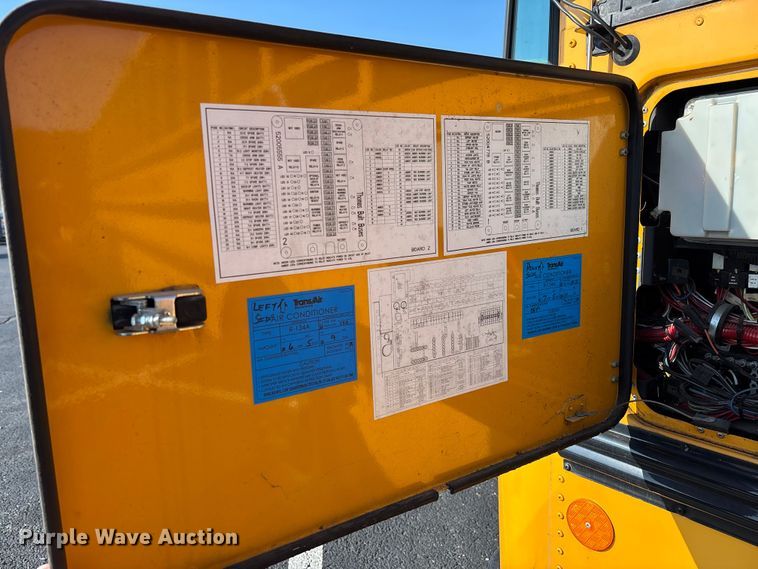 image for item EV3387 2009 Thomas Built Mvp-ef school bus