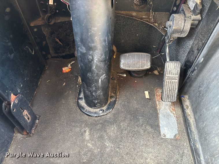 image for item EV3387 2009 Thomas Built Mvp-ef school bus