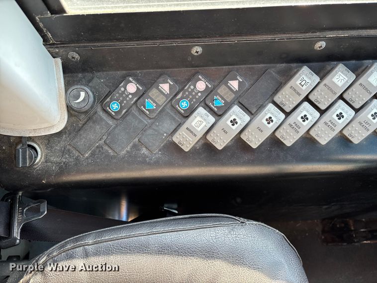 image for item EV3387 2009 Thomas Built Mvp-ef school bus